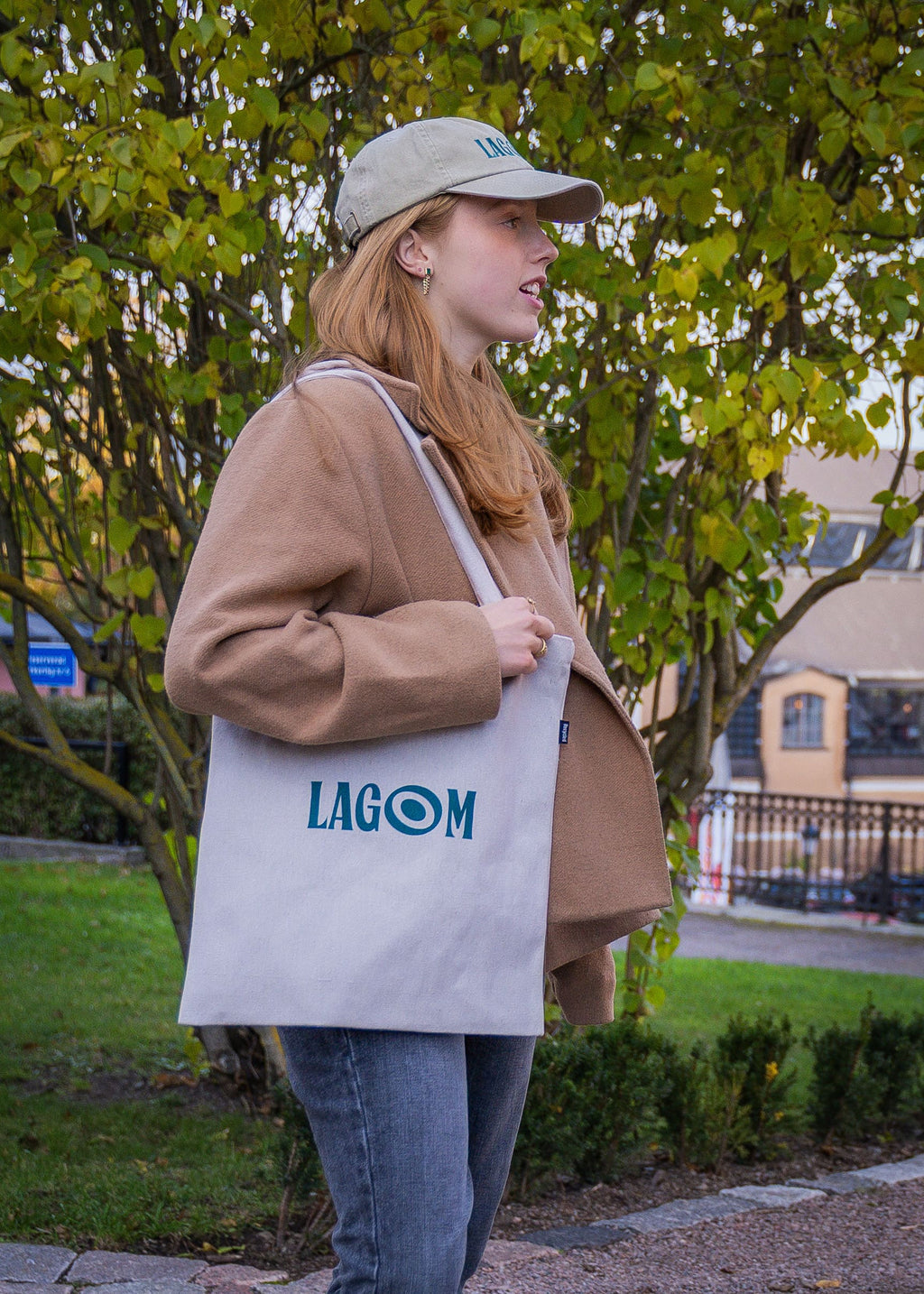 Tote bag